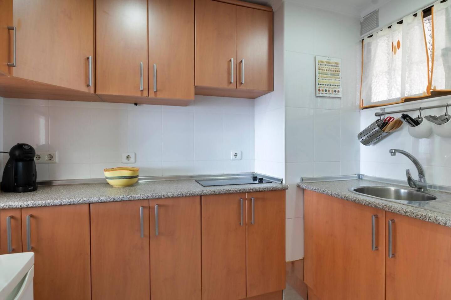 Stunning Apartment 50 Meters From The Sea ベナルマデナ エクステリア 写真