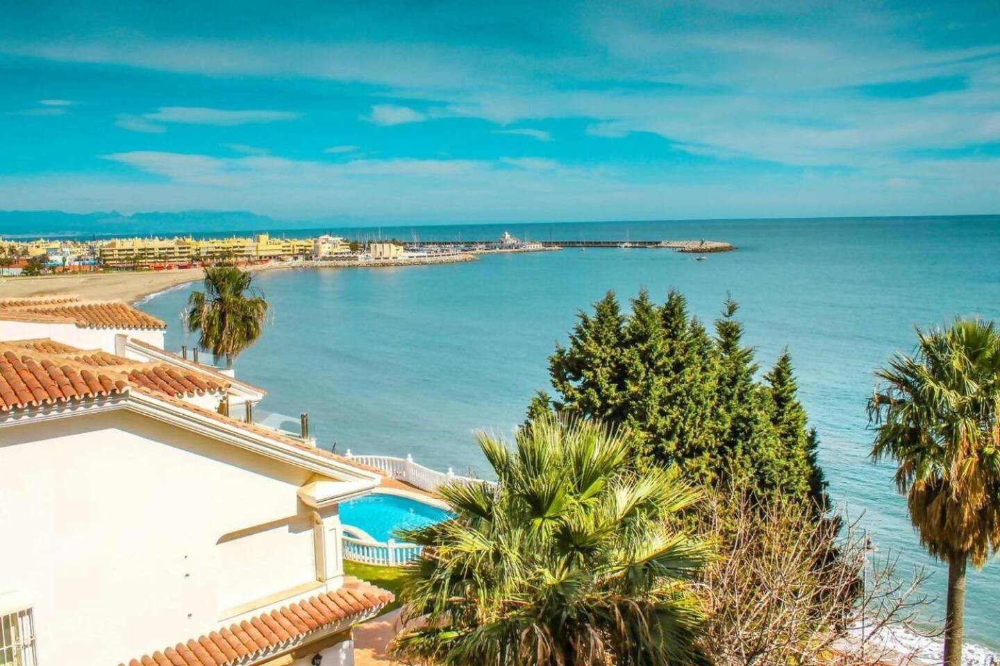 Stunning Apartment 50 Meters From The Sea ベナルマデナ エクステリア 写真