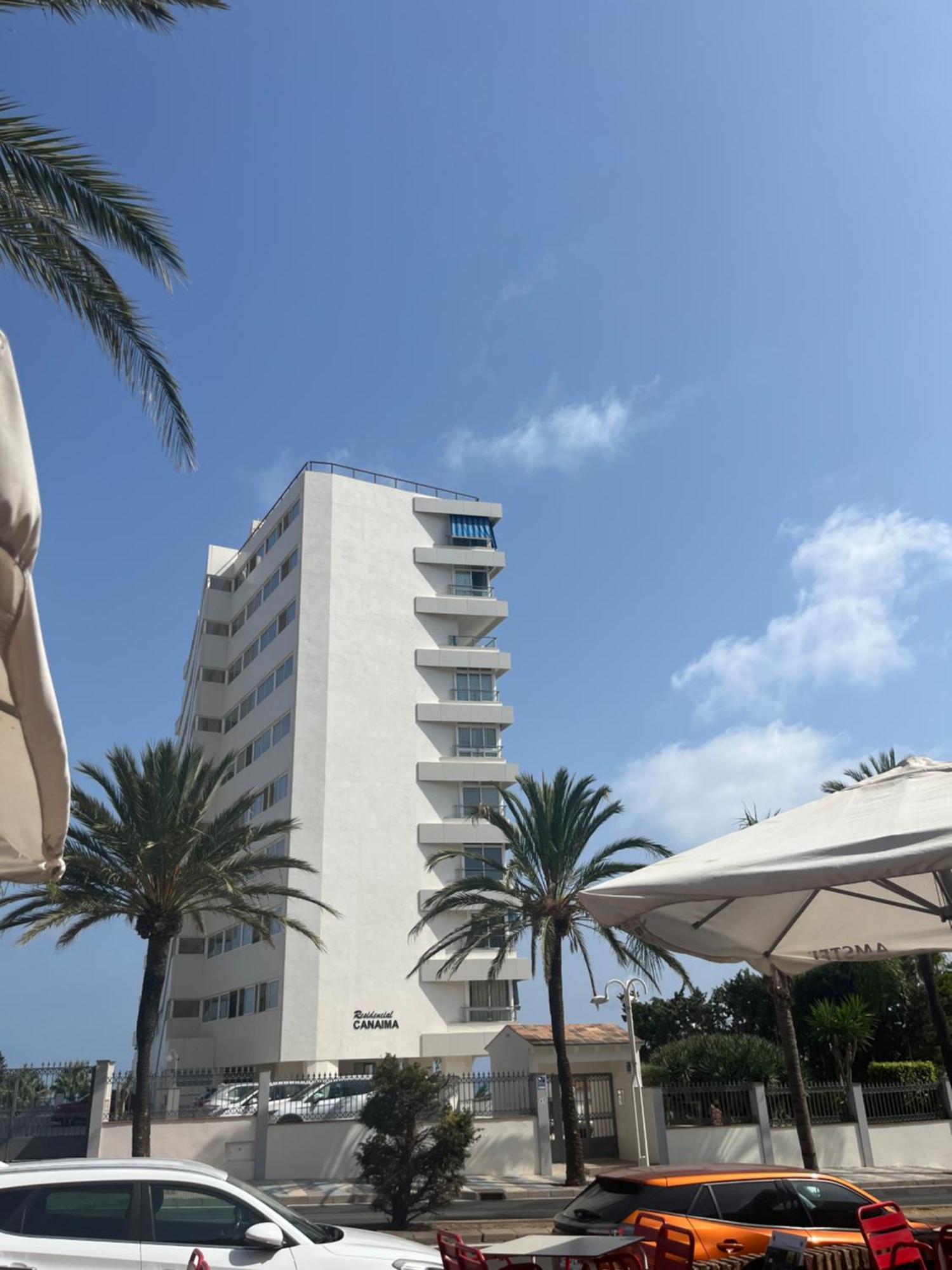 Stunning Apartment 50 Meters From The Sea ベナルマデナ エクステリア 写真
