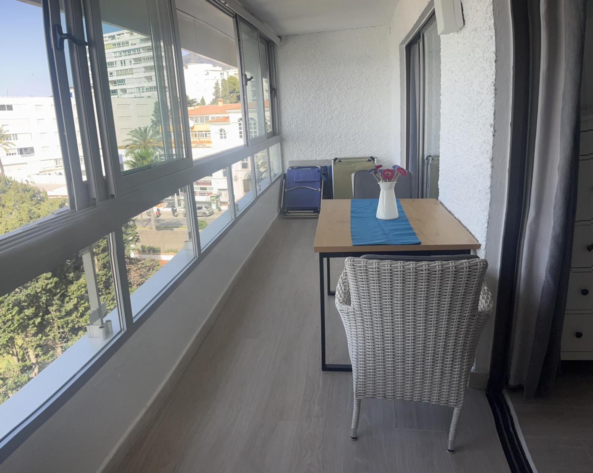 Stunning Apartment 50 Meters From The Sea ベナルマデナ エクステリア 写真